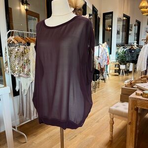 Vince. Luxury Silk Drop Shoulder Short Sleeve Silk Top, Eggplant color, EUC, M